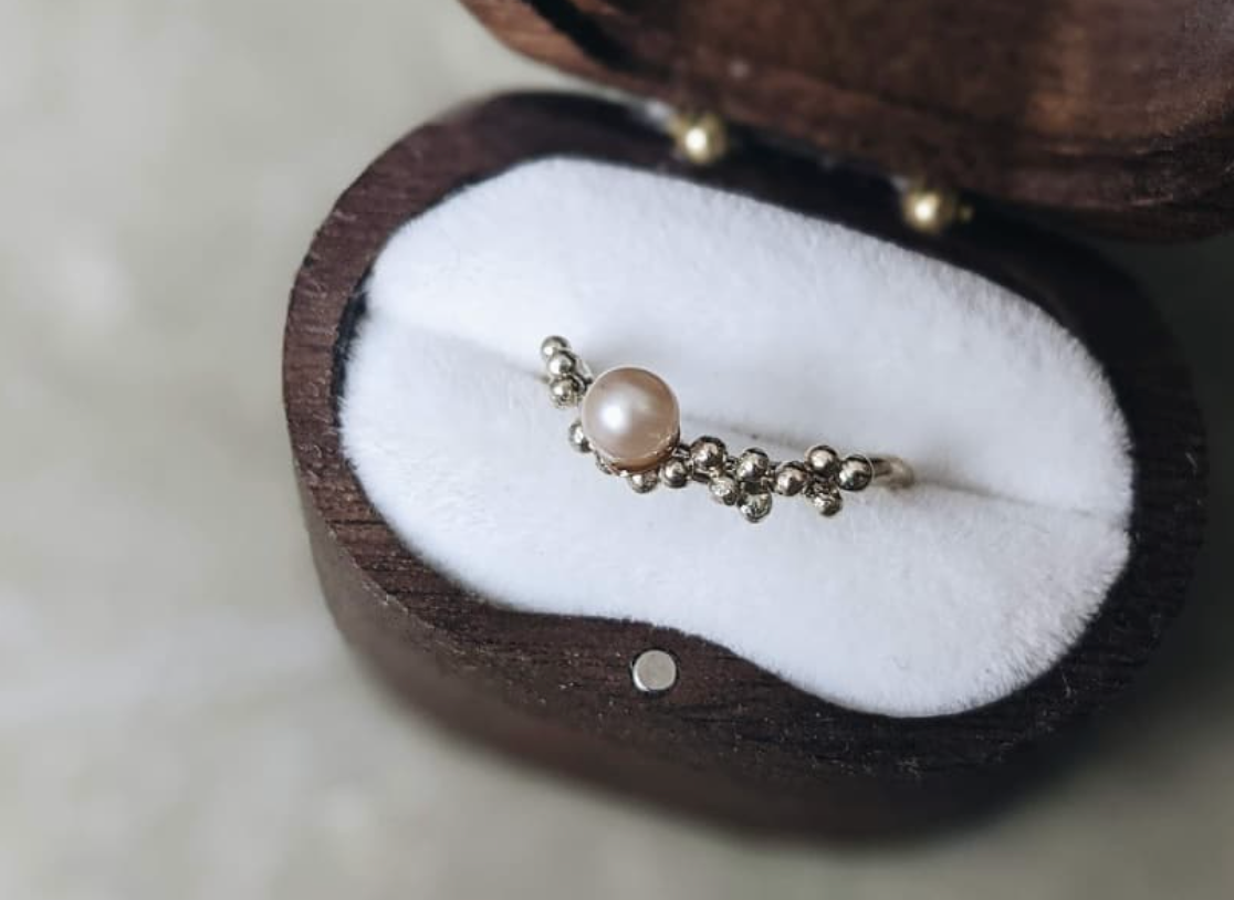 Bespoke Pearl Signet Ring crown | 9k Yellow gold