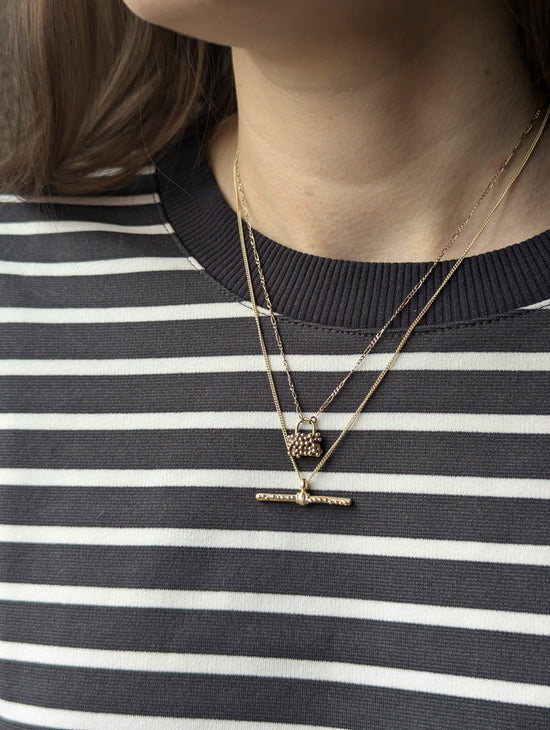 'T' Bar pendant | 9k Yellow Gold