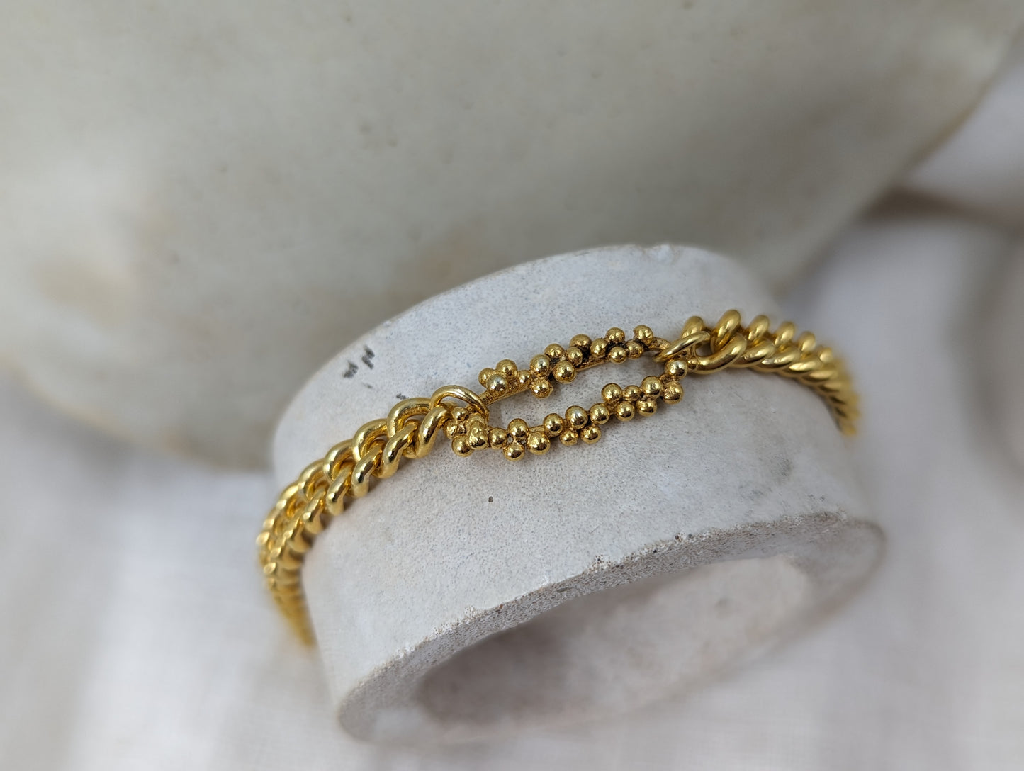 Granulation Link Bracelet | Gold Plated