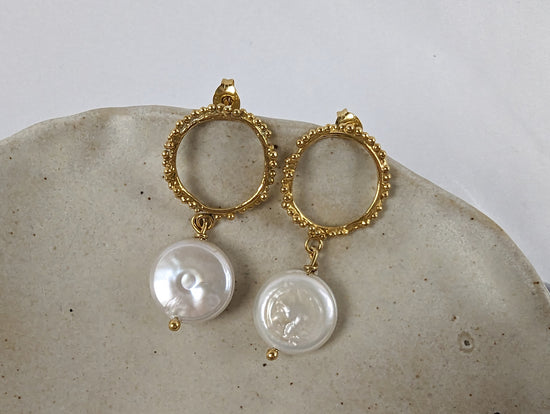 Halo and Pearl Earrings | 18k Gold Plated