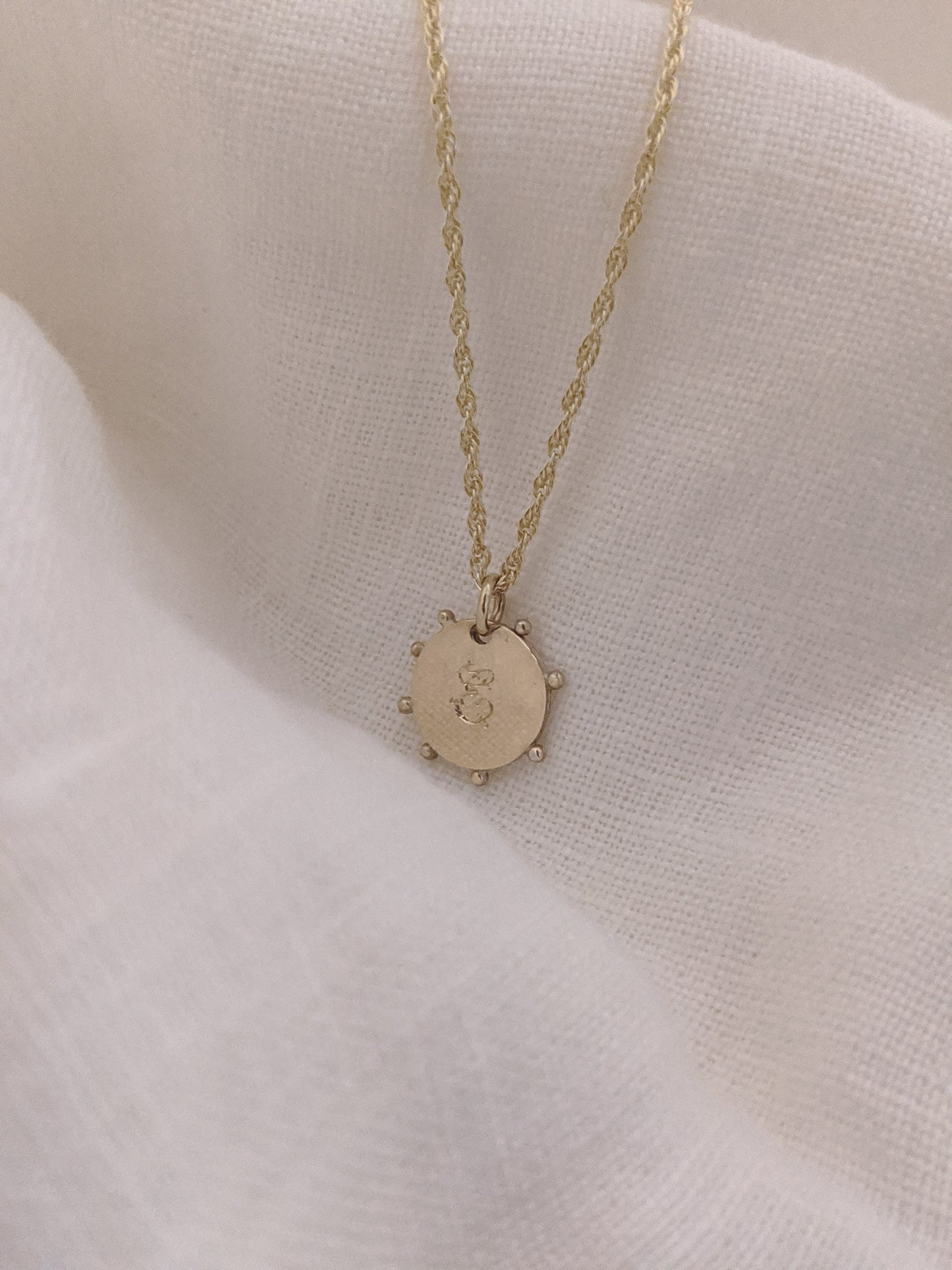 'Granny' Disc - Milly Maunder Designs