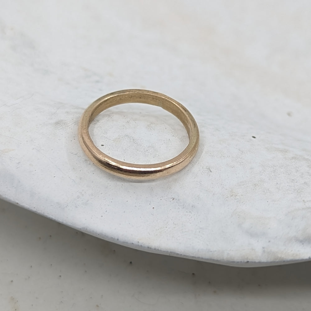 2.3 Smooth Light Wedding Band | 9k yellow gold - MILLY MAUNDER