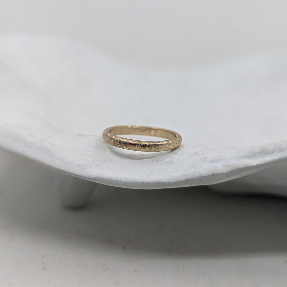 2.3 Frosted Light Wedding Band | 9k yellow gold - MILLY MAUNDER